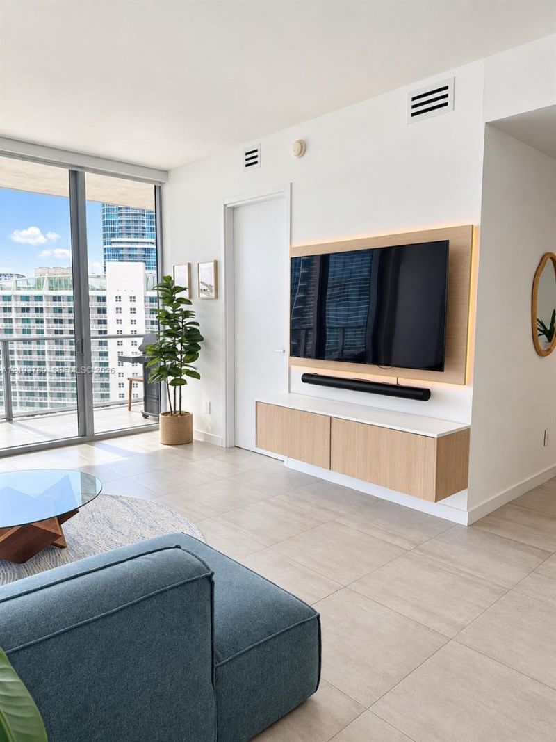 1300 Brickell Bay Dr , Unit 3805, Miami, FL 33131 Photo