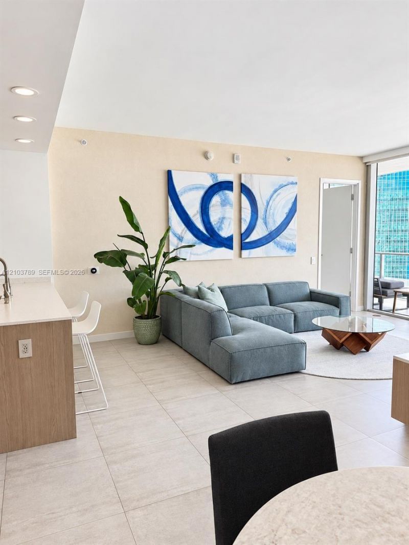 1300 Brickell Bay Dr , Unit 3805, Miami, FL 33131 Photo