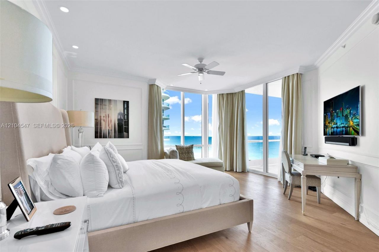 16047 Collins Ave , Unit 1401, Sunny Isles Beach, FL 33160 Photo