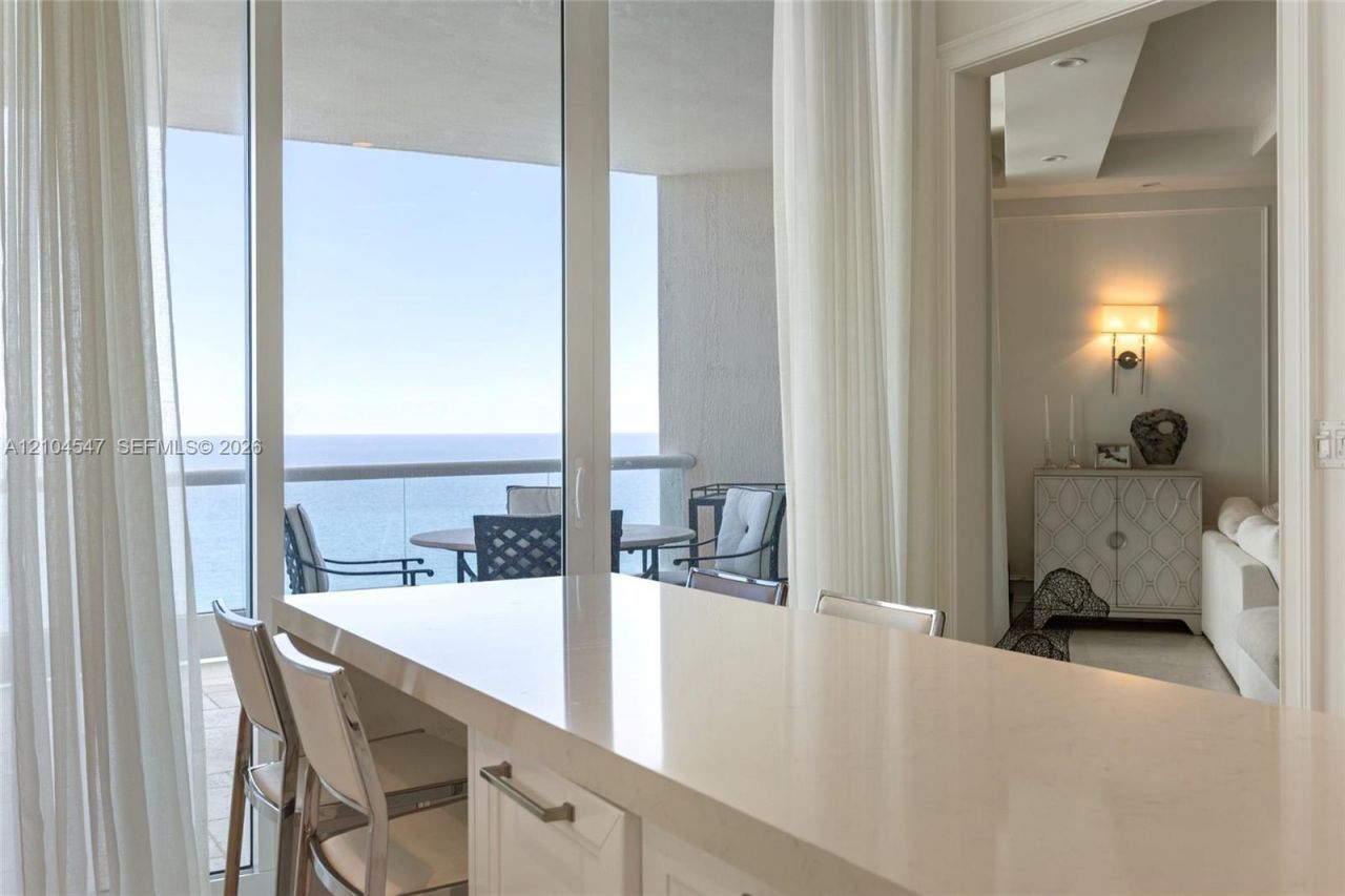 16047 Collins Ave , Unit 1401, Sunny Isles Beach, FL 33160 Photo
