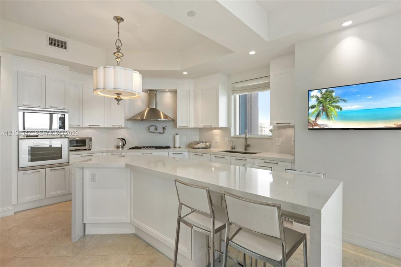 16047 Collins Ave , Unit 1401, Sunny Isles Beach, FL 33160 Photo