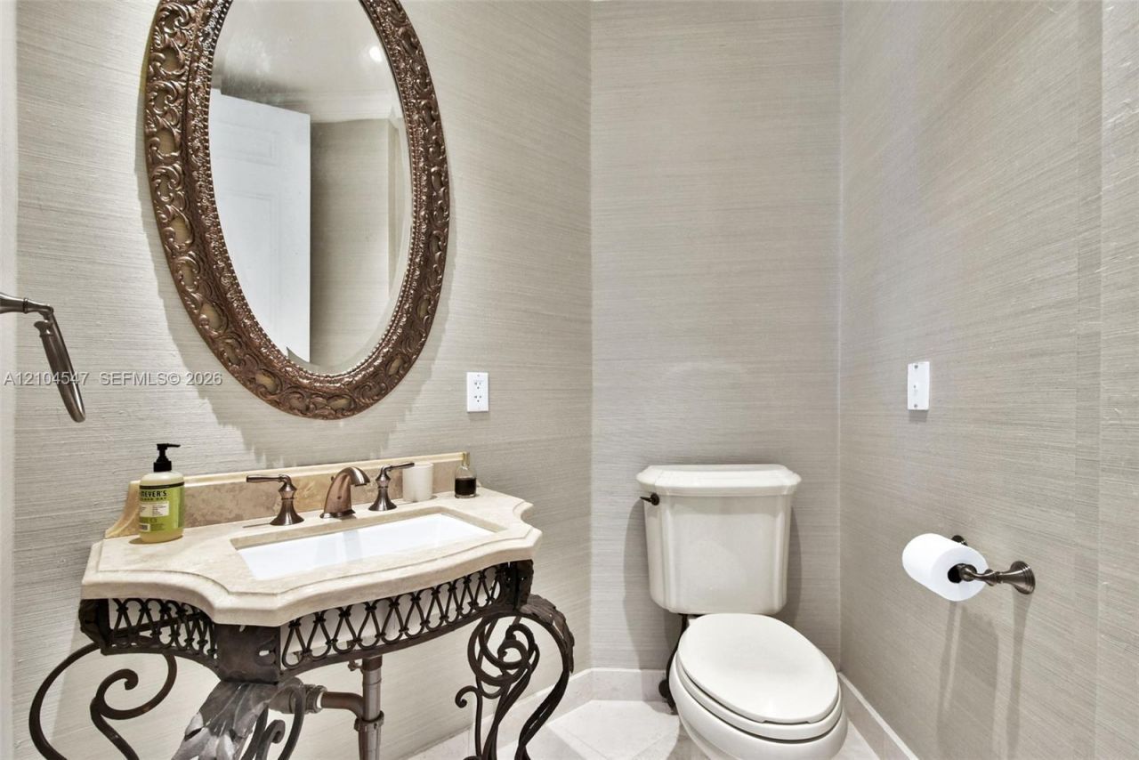 16047 Collins Ave , Unit 1401, Sunny Isles Beach, FL 33160 Photo