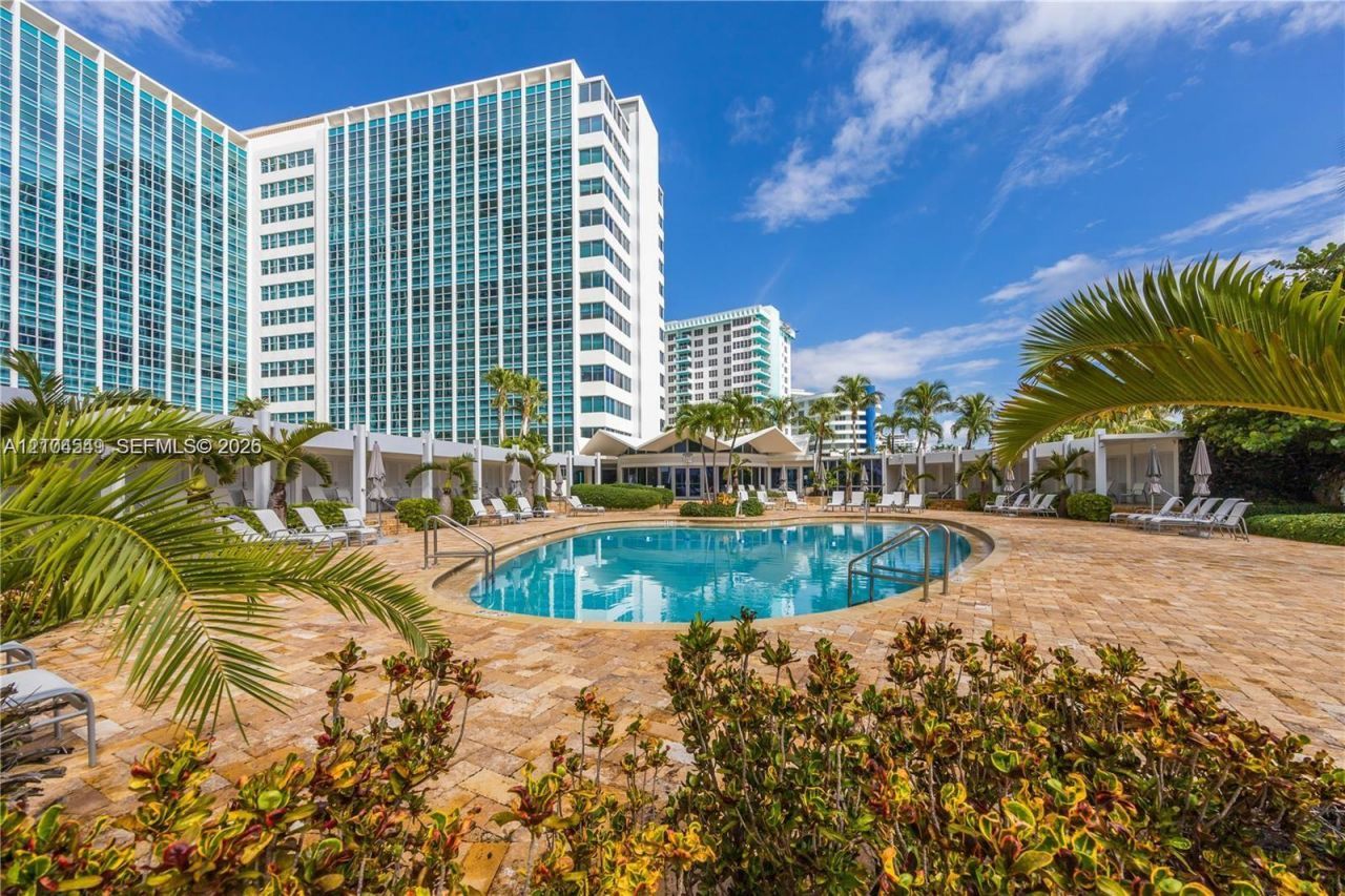 5055 Collins Ave, Unit 12F, Miami Beach, FL 33140 Photo