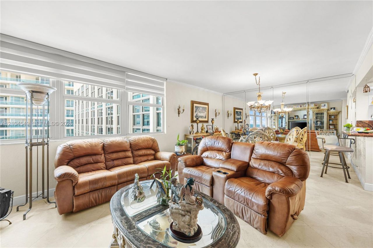 5055 Collins Ave, Unit 12F, Miami Beach, FL 33140 Photo
