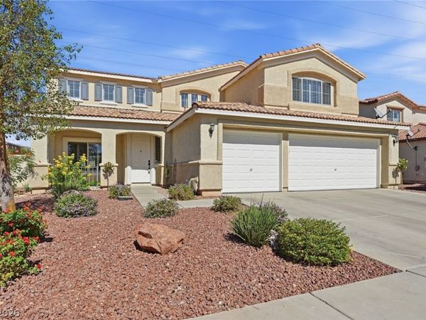 1832 Diamond Bluff Avenue , North Las Vegas, NV 89084
