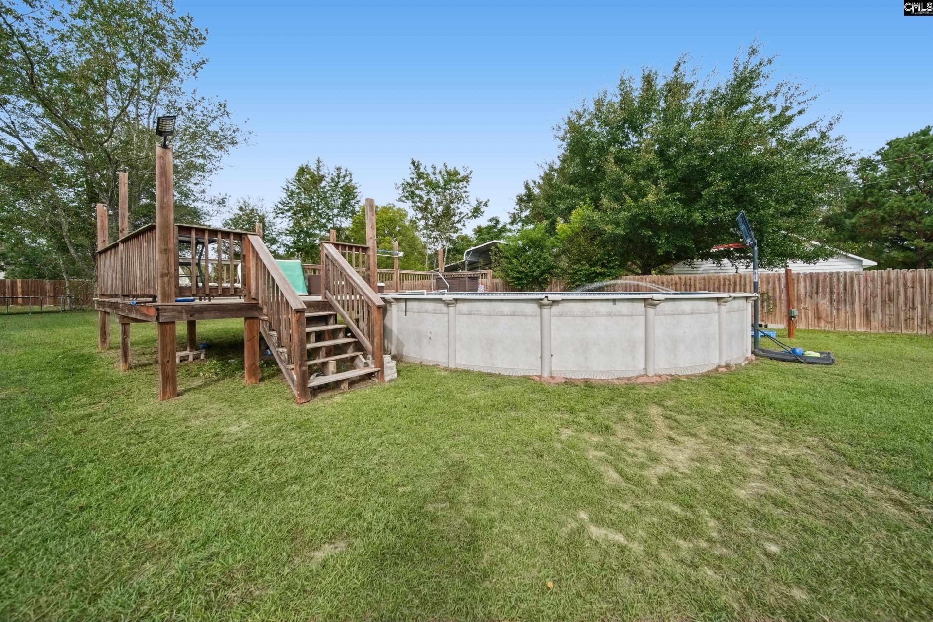 33 Raindance Lane Photo 8