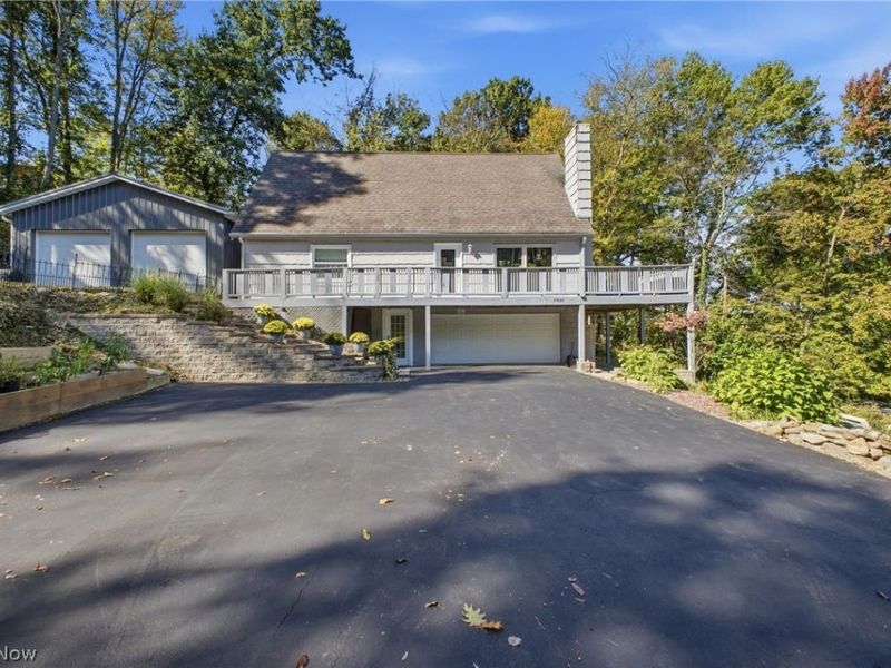 47920 Tomahawk Drive, Negley, OH 44441 Photo 2