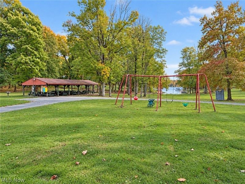 47920 Tomahawk Drive, Negley, OH 44441 Photo 41