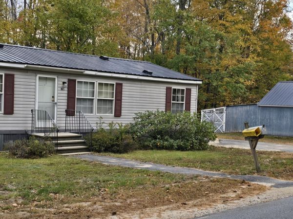 571 Greenwood Road , Norway, ME 04268