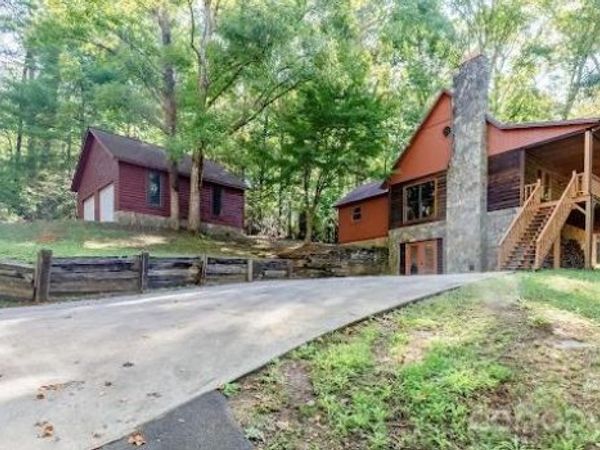 1454 Ohennesy Lane, Lenoir, NC 28645