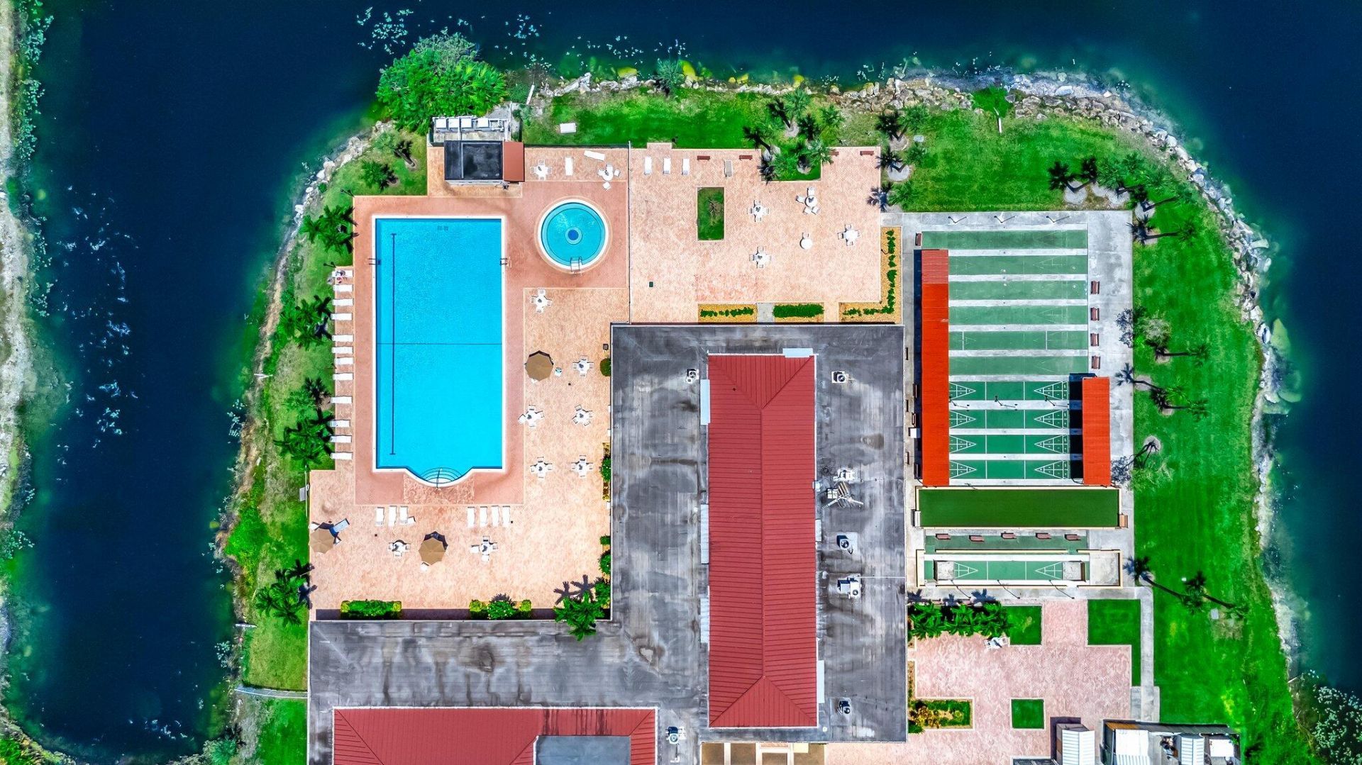 108 Lake Evelyn Drive, West Palm Beach, FL 33411 Photo