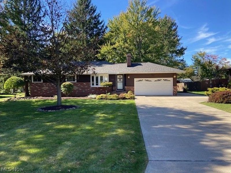 8260 Craig Lane, Broadview Heights, OH 44147 Photo 1