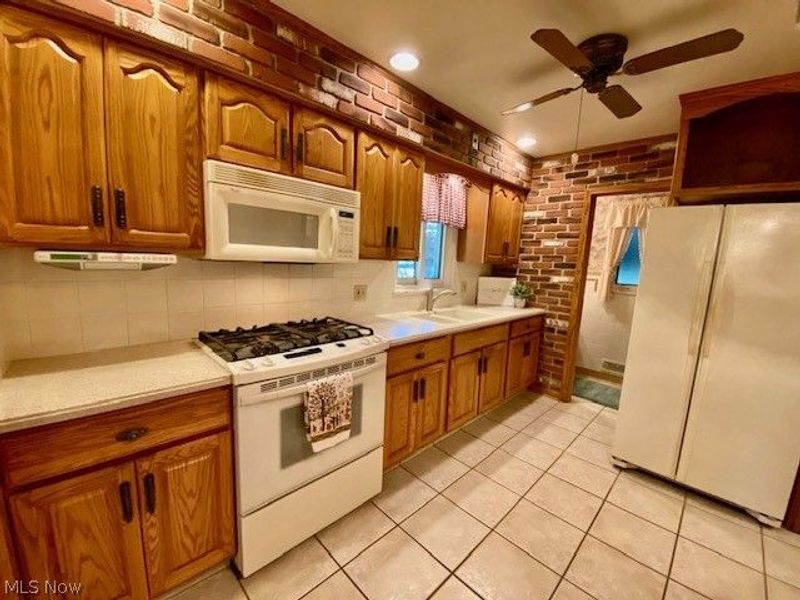 8260 Craig Lane, Broadview Heights, OH 44147 Photo 16