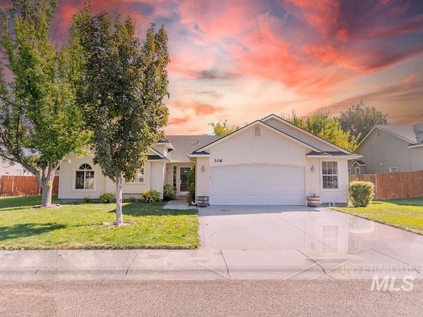 306 S Buttercup Ct., Nampa, ID 83687