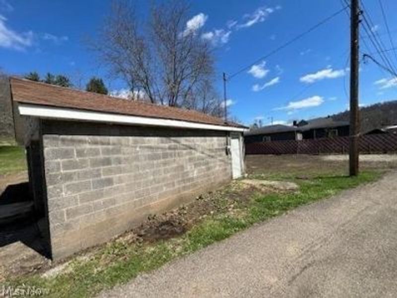 5554 State Route 152, Dillonvale, OH 43917 Photo 2