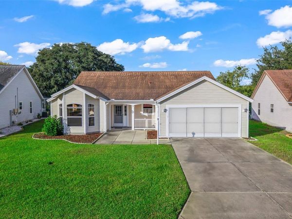 930 RAMOS DRIVE , THE VILLAGES, FL 32159