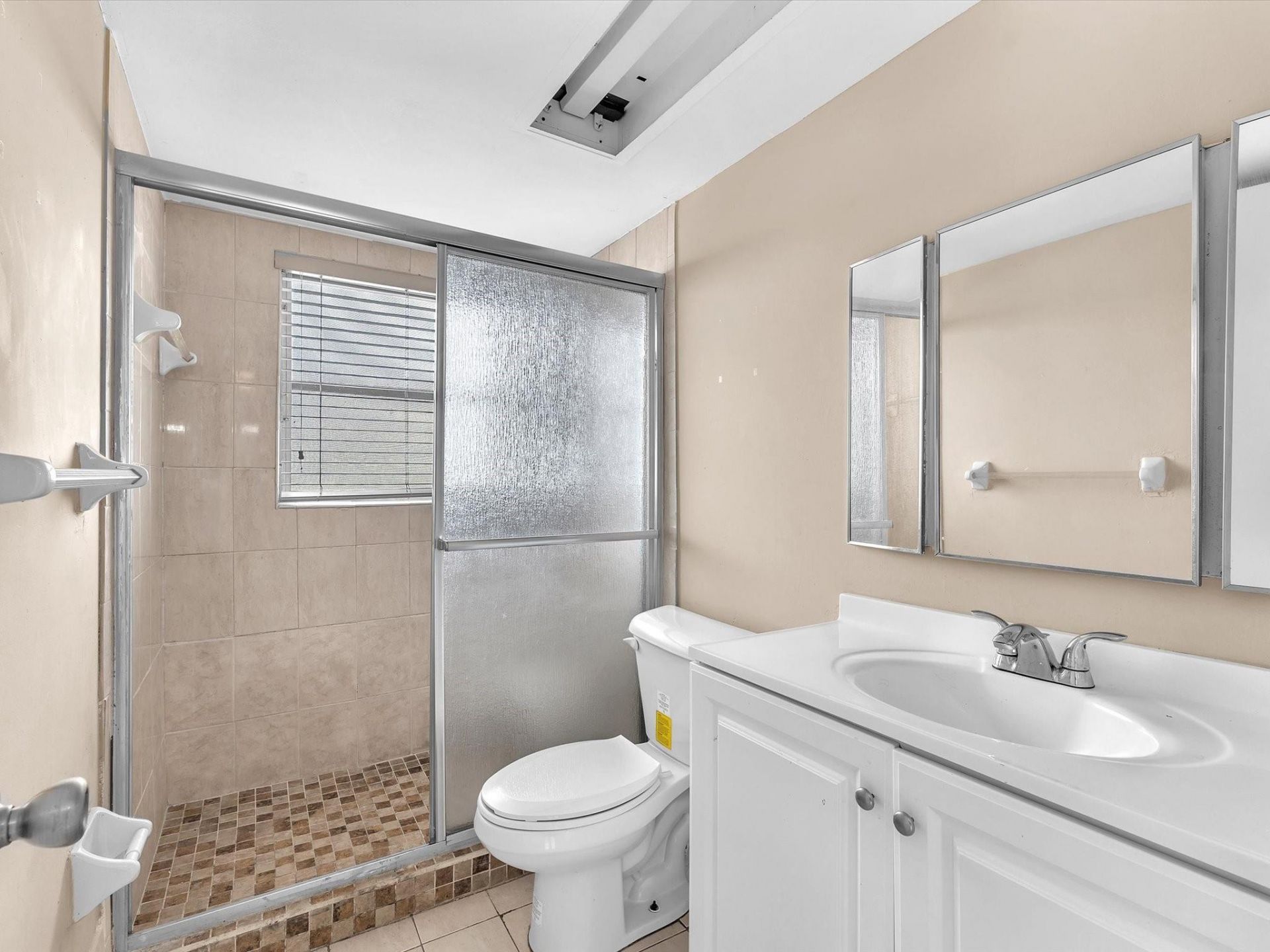 5275 NW 10th Court, Unit 401, Plantation, FL 33313 Photo