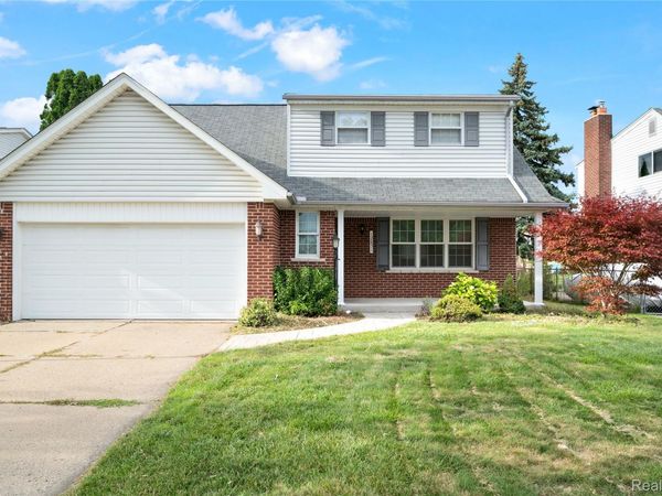 12851 Grand Haven Drive, Sterling Heights, Mi 48312