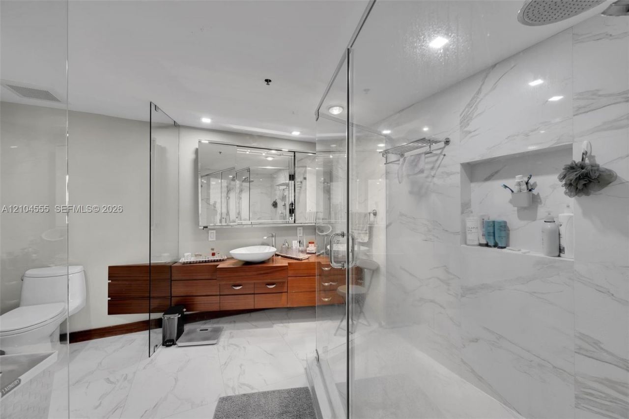 10175 Collins Ave, Unit 1207, Bal Harbour, FL 33154 Photo