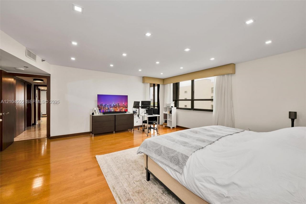 10175 Collins Ave, Unit 1207, Bal Harbour, FL 33154 Photo