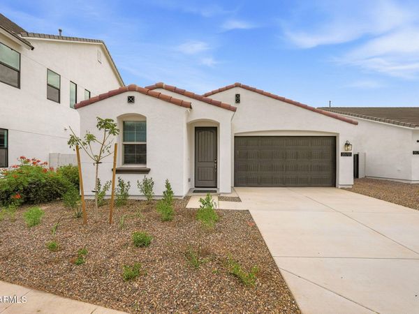 35785 N HUMITE Street, San Tan Valley, AZ 85144