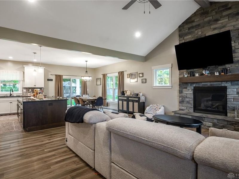6123 S State Route 202, Bethel Township, OH 45371 Photo 2