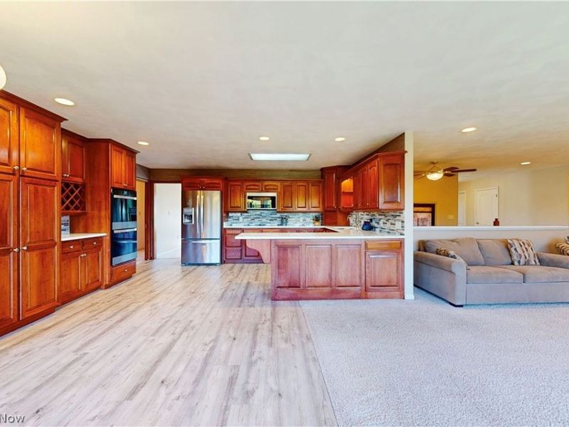 111 Avalon Estate, Wintersville, OH 43953 Photo 11