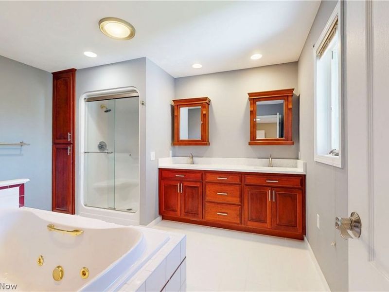 111 Avalon Estate, Wintersville, OH 43953 Photo 25