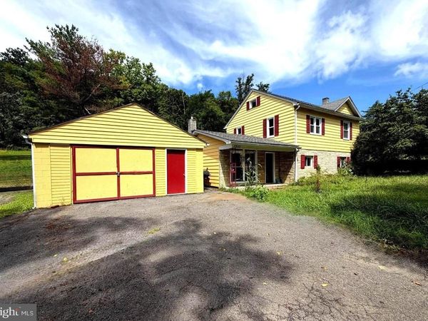 13111 VALLEY ROAD NE , CUMBERLAND, MD 21502