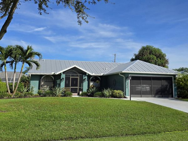 609 SE Barr Street, Port St. Lucie, FL 34984