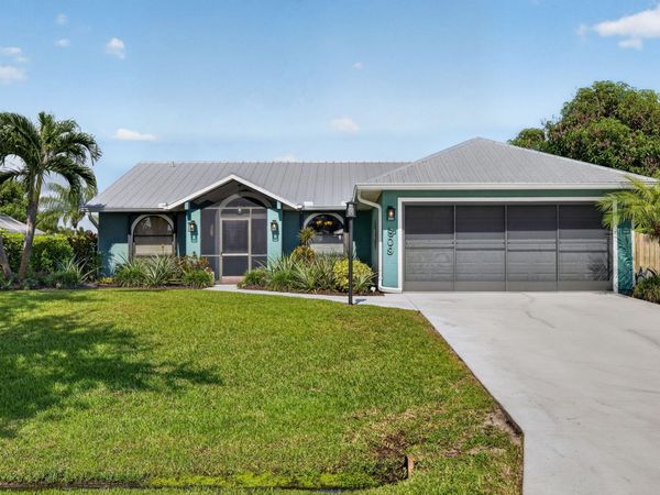 609 SE Barr Street, Port St. Lucie, FL 34984
