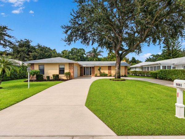 9881 SE LITTLE CLUB Way N, Jupiter, FL 33469