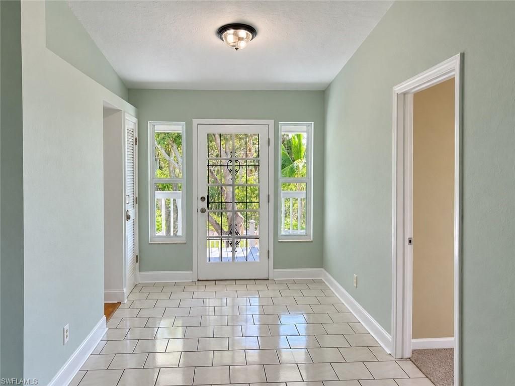 13370 Almond Dr, Fort Myers, FL 33908 Photo