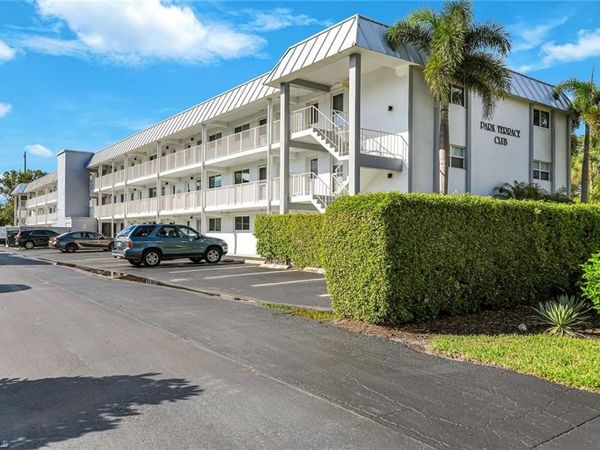 72 7th ST S, Unit 202, NAPLES, FL 34102