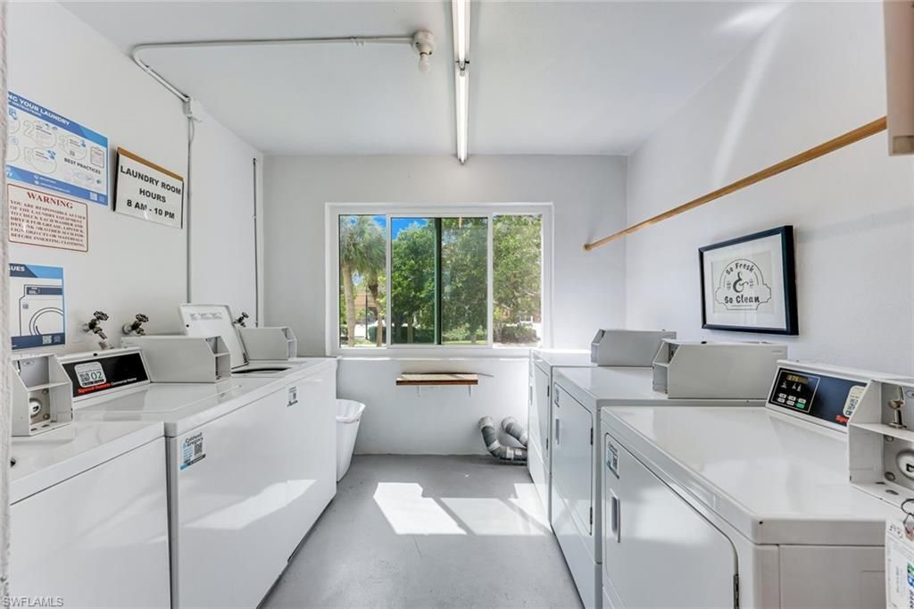 72 7th St S, Unit 202, Naples, FL 34102 Photo