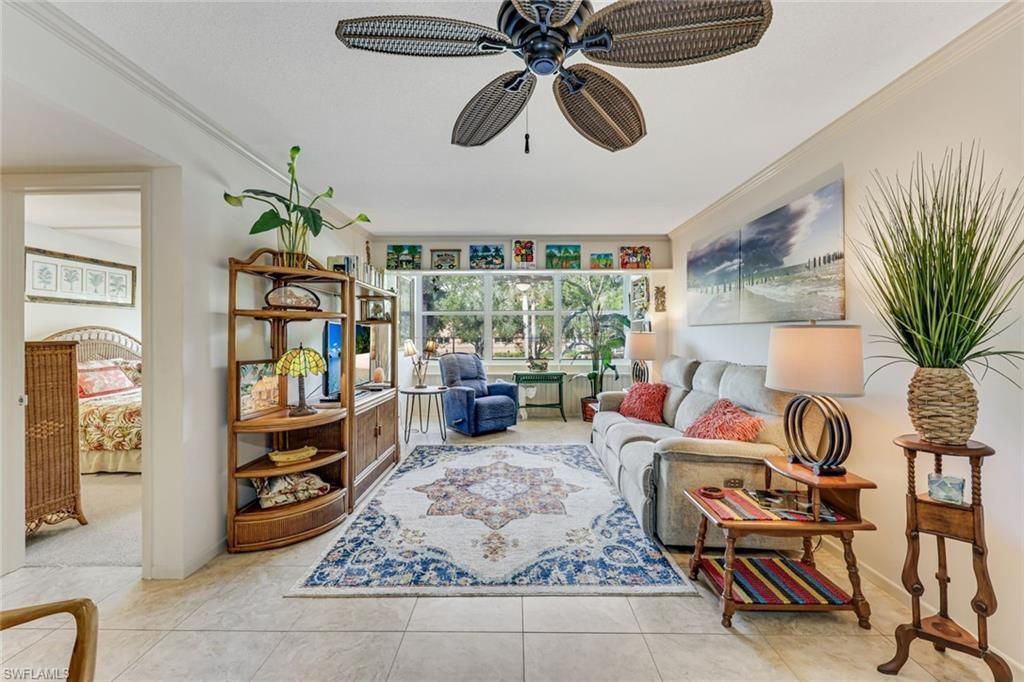 72 7th St S, Unit 202, Naples, FL 34102 Photo