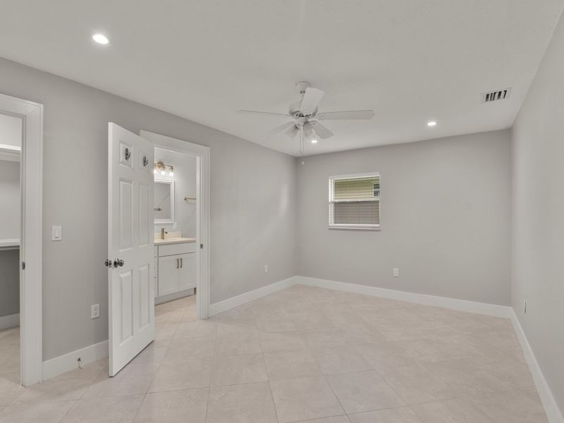 407 Easy Street , Sebastian, FL 32958 Photo