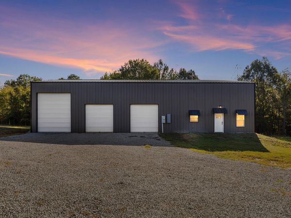 105 Deer Hill Drive , Searcy, AR 72143