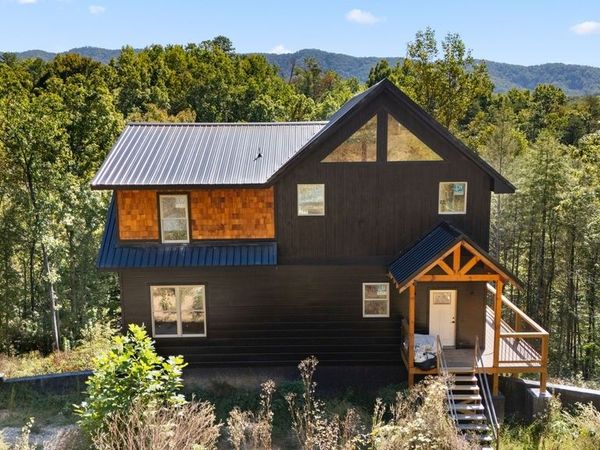 4214 Mountain Rest Way , Sevierville, TN 37876