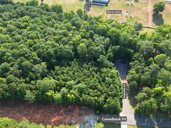 369 Canvasback Trail , Locust Grove, GA 30248