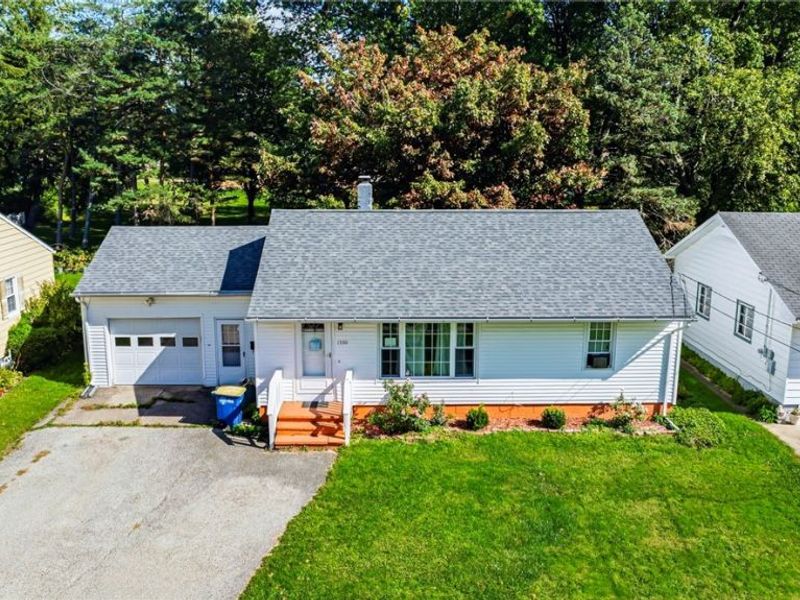 1330 Gladding Avenue, Ashtabula, OH 44004 Photo 2