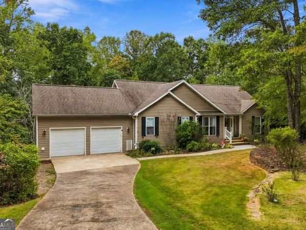 226 Arrow Wood Drive, Waleska, GA 30183