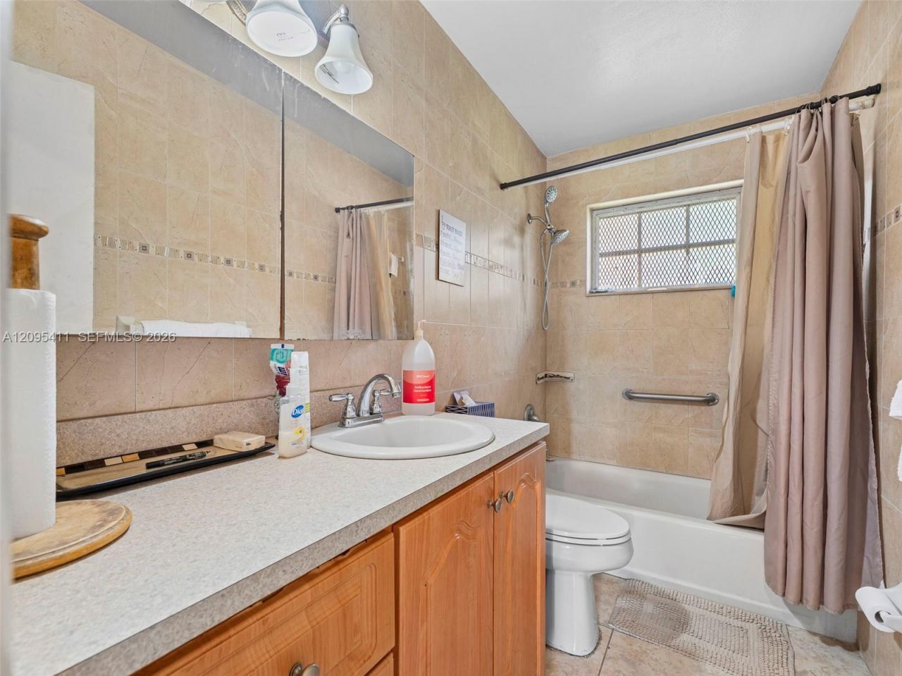 3745 NW 193rd Ter , Miami Gardens, FL 33055 Photo