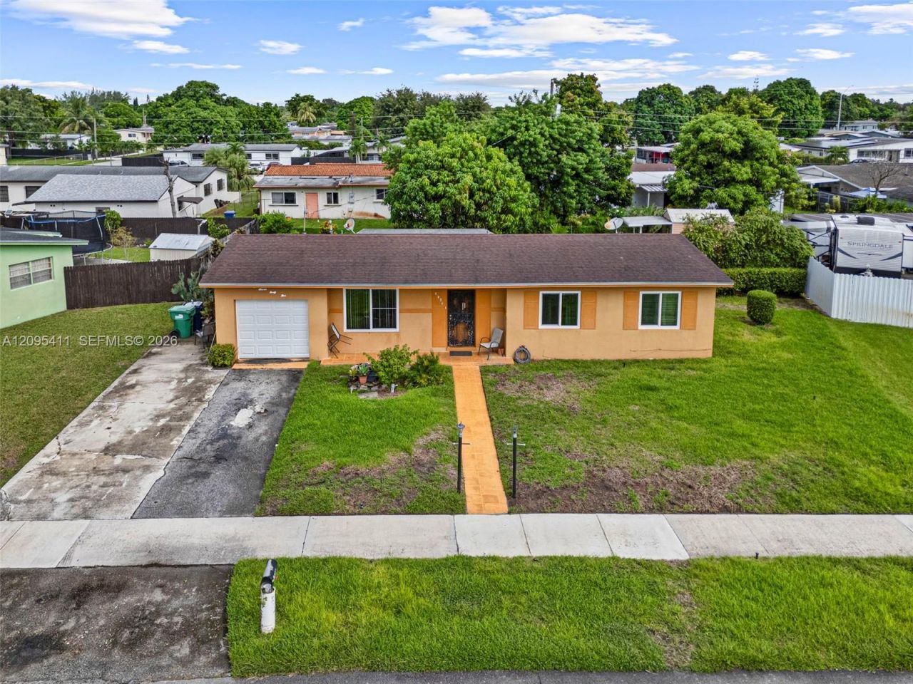 3745 NW 193rd Ter , Miami Gardens, FL 33055 Photo