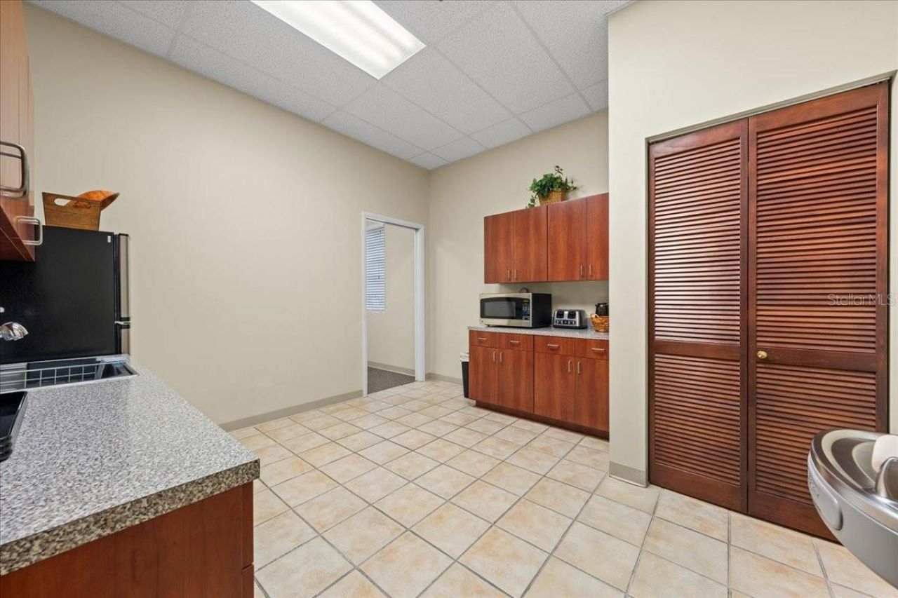 8222 118th Avenue , Unit 600, Largo, FL 33773 Photo