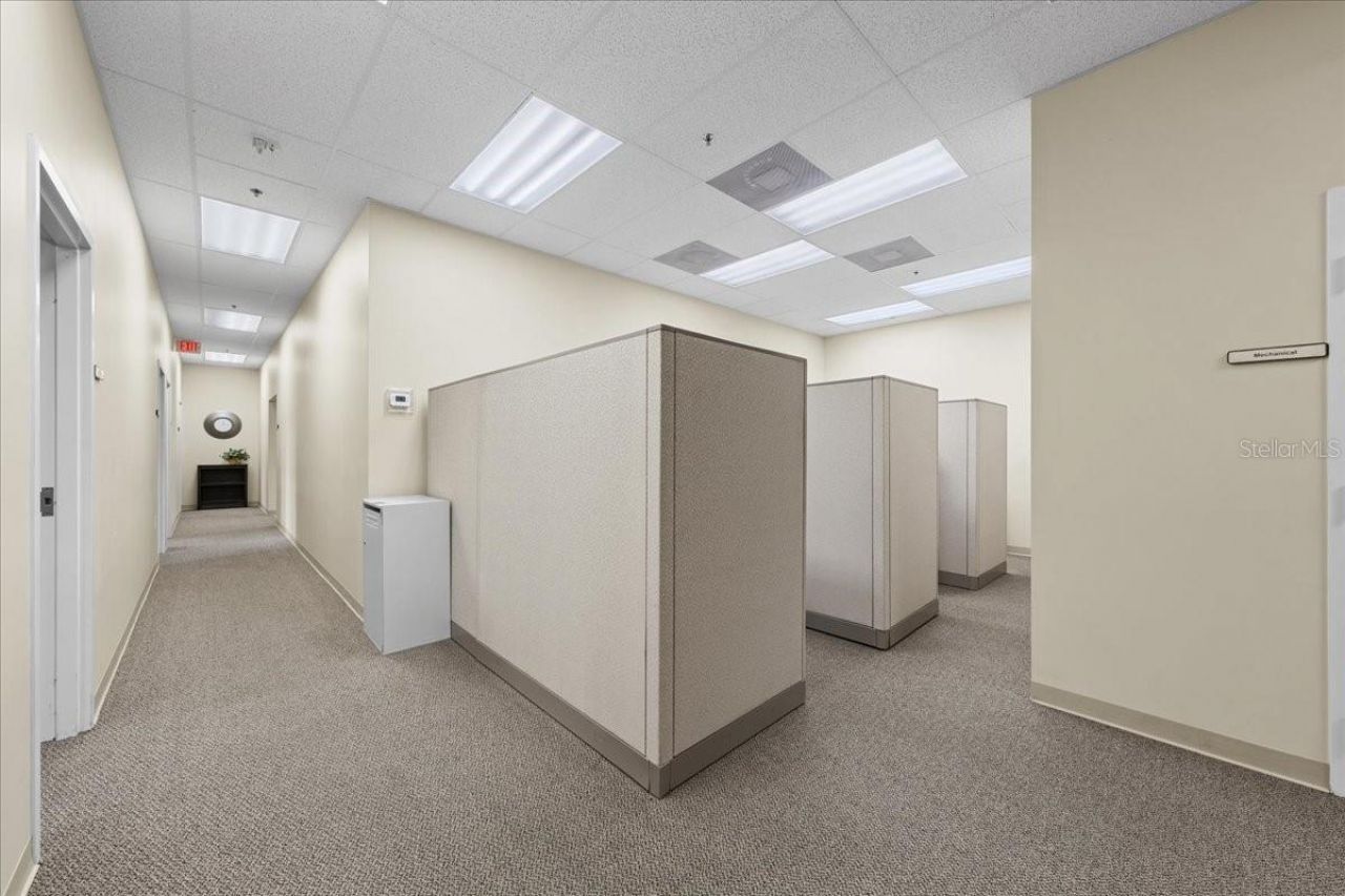 8222 118th Avenue , Unit 600, Largo, FL 33773 Photo
