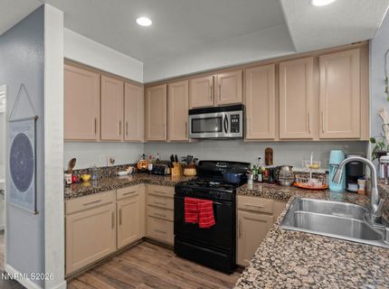 6627 Sportoletti Drive, Sparks, NV 89436 Photo