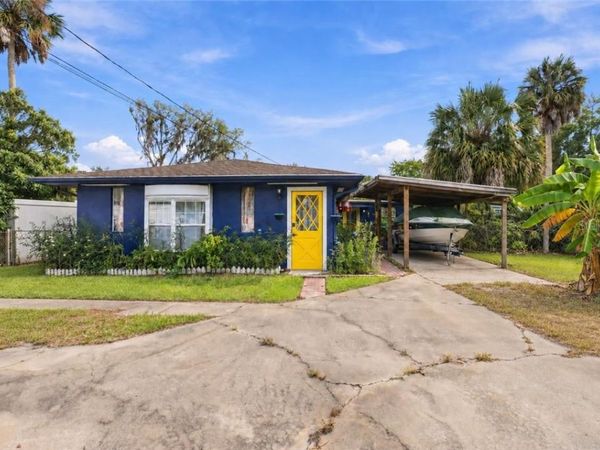 360 S Inglis AVENUE , Inglis, FL 34449