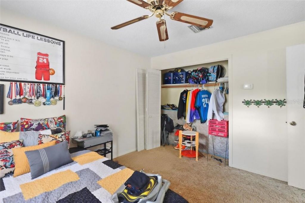 360 S Inglis Avenue, Inglis, FL 34449 Photo