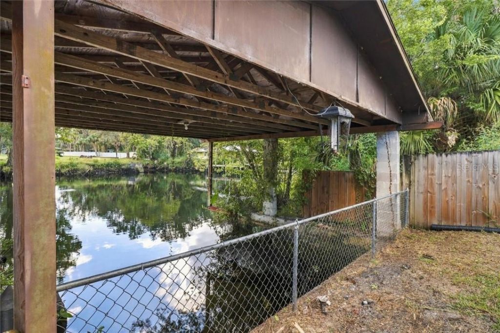 360 S Inglis Avenue, Inglis, FL 34449 Photo